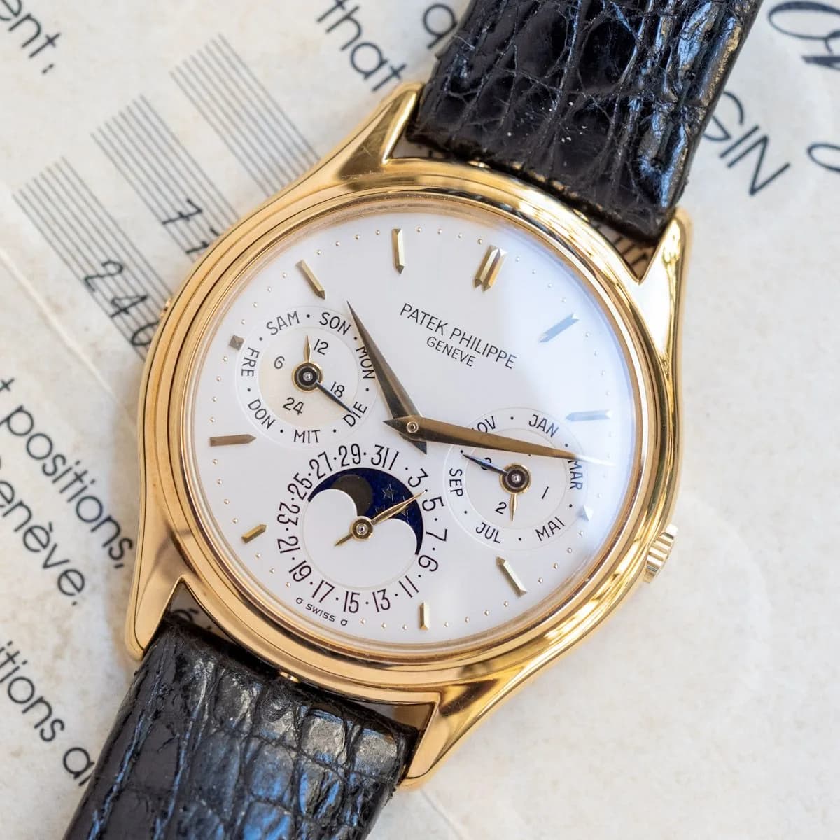 Historical review of Patek Philippe perpetual calendars from 1985 to 2003