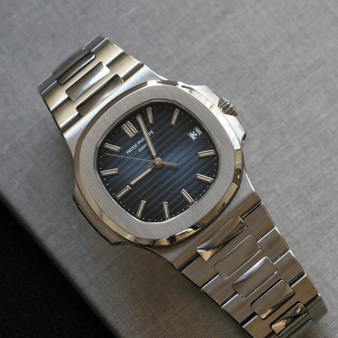 Patek Philippe Nautilus 5711 : from Geneva Seal to Patek Seal