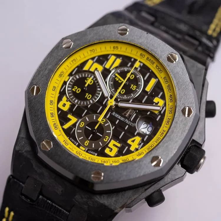 Royal Oak Offshore 26176FO.OO.D101CR.03 Alligator "Bumble Bee" – 2012