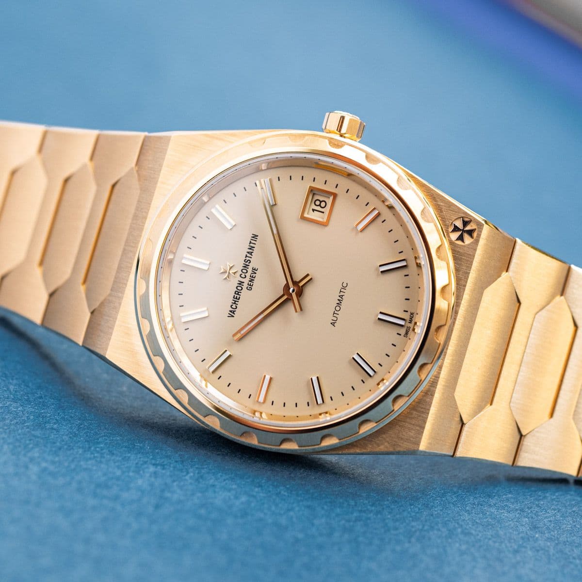 Historiques 4200H - Historiques 222 Yellow Gold  – 2022