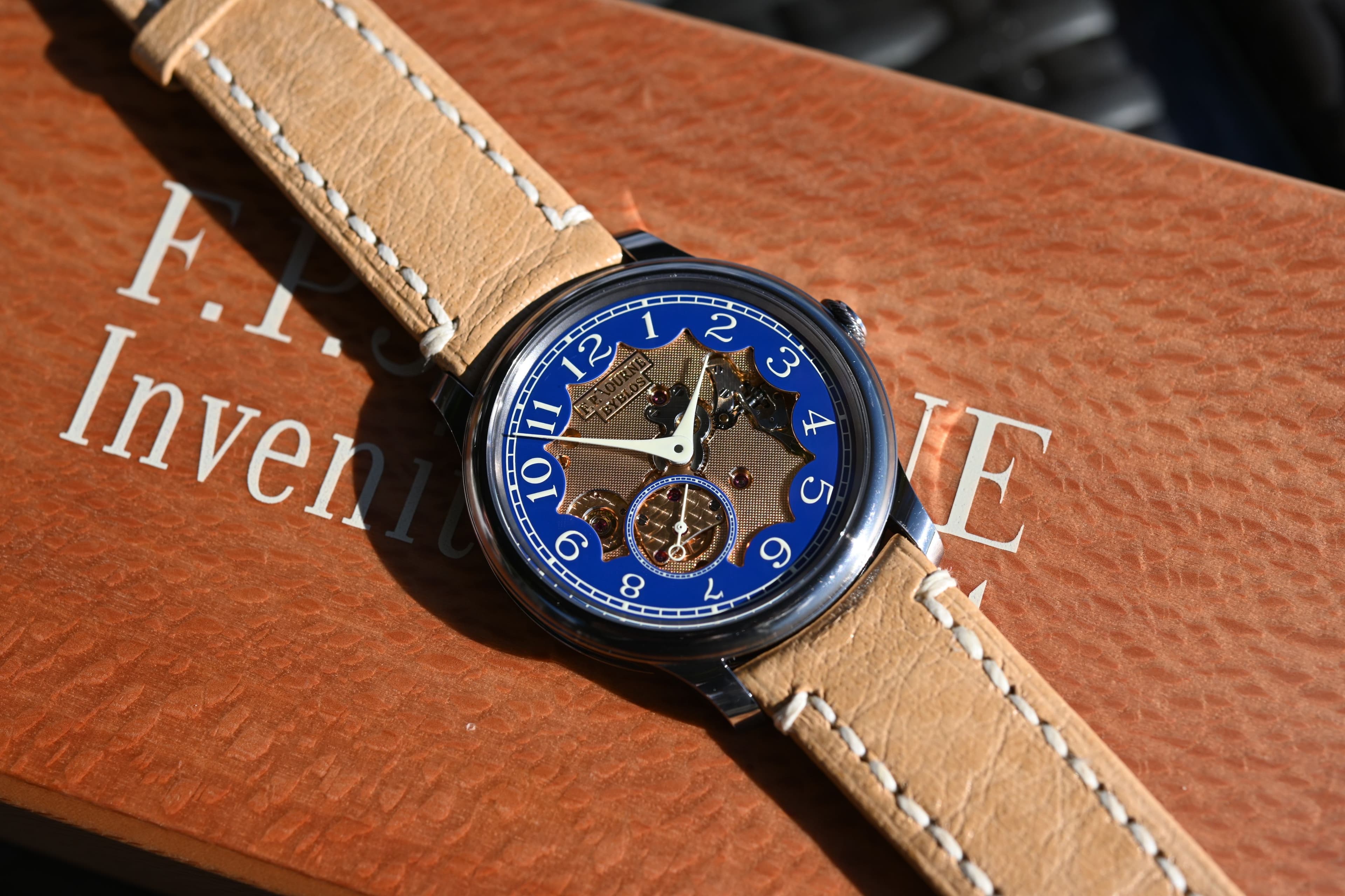 Chronomètre Bleu Chronomètre Bleu Byblos Alligator "Byblos" – 2014