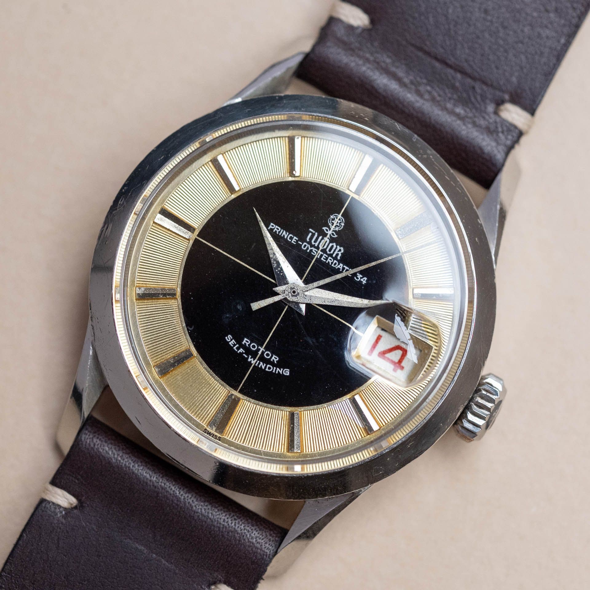 Prince 7951 Cuir "Tuxedo" – 1958